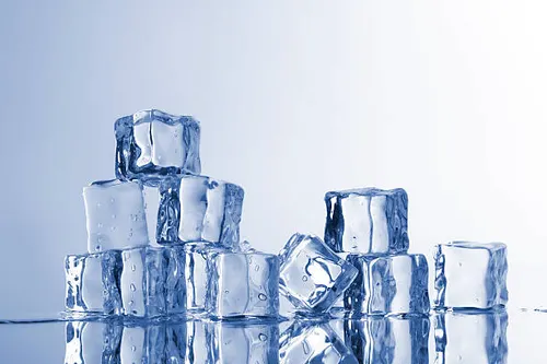 Clean ice cubes